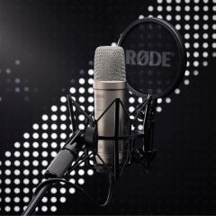 RODE NT1 5th Generation Stüdyo Kondenser XLR/USB Mikrofon (Gümüş)