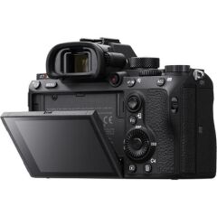 Sony A7R IIIA + 24-105mm F/4 G OSS Lens Kit