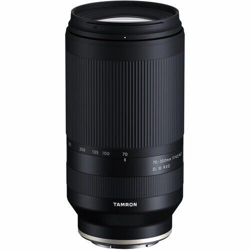 Tamron 70-300mm f/4.5-6.3 Dİ III RXD (Sony E)