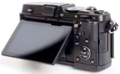 Olympus E-P5 12-50mm EZ Lens Kit ile Aynasız Fotoğraf Makinesi
