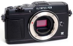 Olympus E-P5 Body Aynasız Fotoğraf Makinesi Siyah
