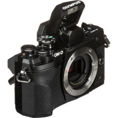 Olympus OM-D E-M10 Mark IV Aynasız Fotoğraf Makinesi
