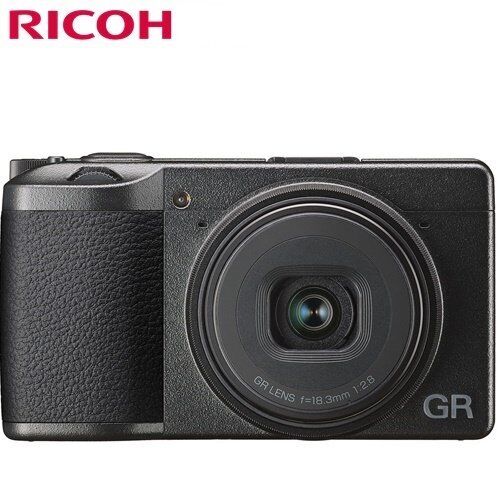 Ricoh GR III Dijital Kompakt Fotoğraf Makinesi