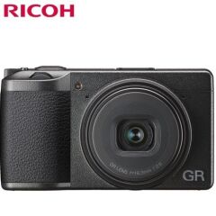 Ricoh GR III Dijital Kompakt Fotoğraf Makinesi