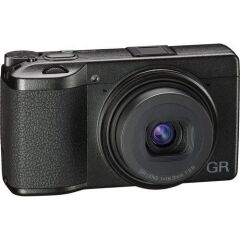 Ricoh GR III Dijital Kompakt Fotoğraf Makinesi