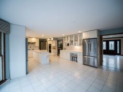 Laowa Venus 7.5mm F/2 MFT Lens (Standart Black)