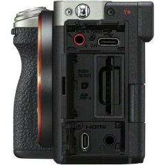 Sony A7C II Aynasız Fotoğraf Makinesi (SILVER)