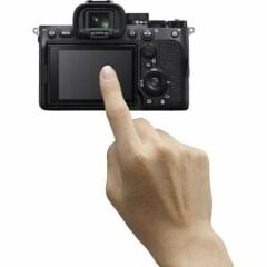 Sony A7 IV Sigma 24-70mm F/2.8 DG DN II Art Lens Kit