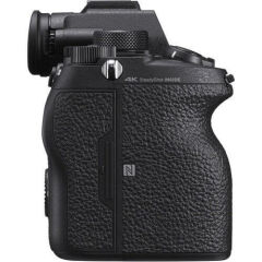 Sony A9 II Body Aynasız Fotoğraf Makinesi