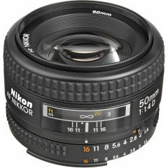 Nikon AF 50mm f/1.4D Lens li