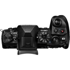 Olympus OM-D E-M1 Mark II + 45mm f/1.2 PRO Kit