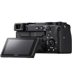Sony A6600 18-105mm Kit