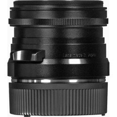 Voigtlander Ultron 28mm f/2 Lens (Leica M)