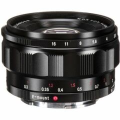 Voigtlander Nokton Classic 35mm f/1.4 Lens (Sony E)