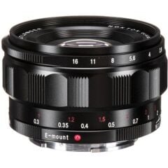 Voigtlander Nokton Classic 35mm f/1.4 Lens (Sony E)