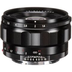 Voigtlander Nokton 40mm f/1.2 Aspherical SE Lens (Sony E)