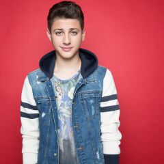 Savage (U.S.A) Stüdyo Kağıt Fon Primary Red 271x1100 cm