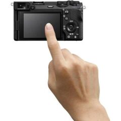 Sony A6700 18-135mm Lensli Aynasız Fotoğraf Makinesi