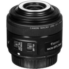 Canon EF-S 35mm F/2.8 Macro IS STM Lens