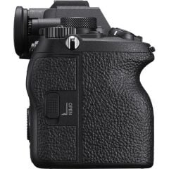 Sony A7 IV Body Aynasız Fotoğraf Makinesi
