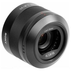 Sony FE 35mm F/2.8 Zeiss Lens