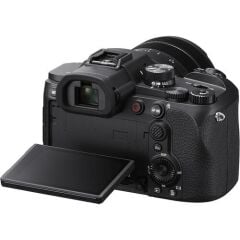 Sony RX10 V Dijital Fotoğraf Makinesi