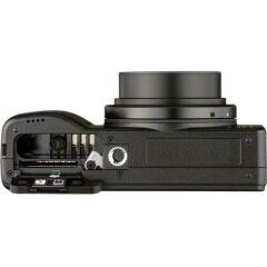 Ricoh GR IIIx Fotoğraf Makinesi