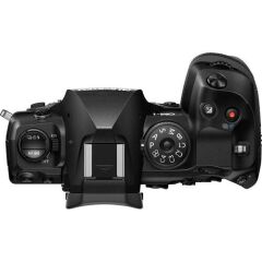 Olympus Om System OM-1 Mark II Mirrorless Camera (ÖN SİPARİŞ)