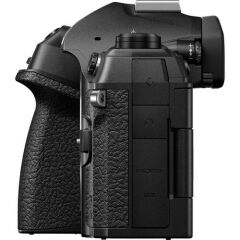 Olympus Om System OM-1 Mark II Mirrorless Camera (ÖN SİPARİŞ)