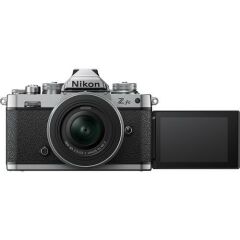 Nikon Z fc 16-50mm + 50-250mm Lens VR Çift Lensli Set