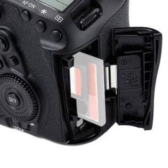 Canon EOS 5D Mark IV + 24-105mm f/4L IS II USM KİT